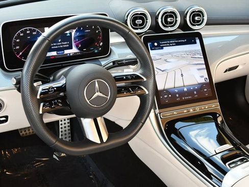 Used 2025 Mercedes-Benz CLE 300 4MATIC Cabriolet image 68
