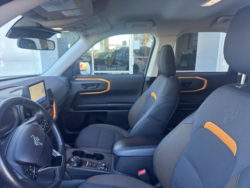 Used 2023 Ford Bronco Sport Badlands image 4