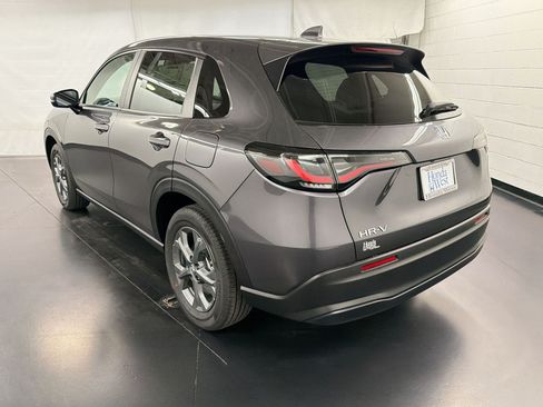 New 2027 Honda HR-V LX image 3