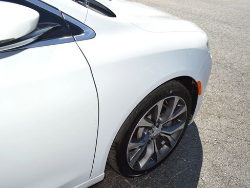 Used 2016 Chrysler 200 C w/ Navigation & Sound Group I FWD image 10