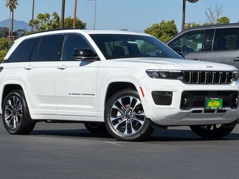 New 2025 Jeep Grand Cherokee Overland w/ Adv Protech Group III image 2