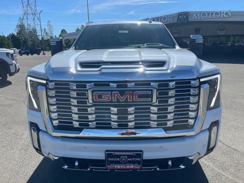 New 2026 GMC Sierra 2500 Denali w/ Denali Reserve Package image 2