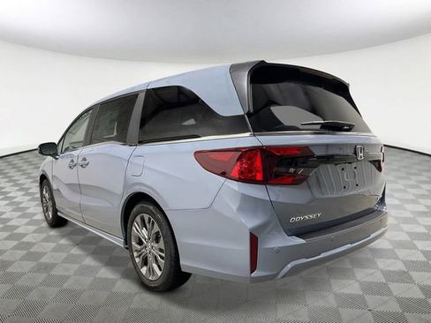 New 2026 Honda Odyssey Elite image 3