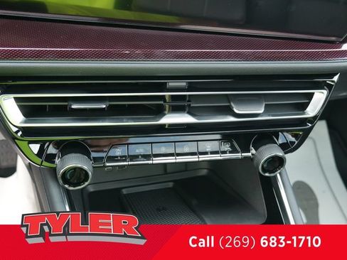 New 2026 Chevrolet Traverse Z71 w/ Enhanced Driving Package AWD/4WD image 34