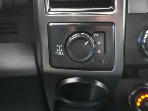 Used 2018 Ford F150 XLT w/ Equipment Group 302A Luxury AWD/4WD image 17