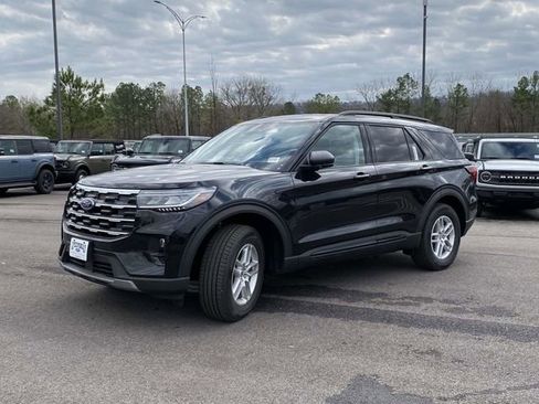 New 2026 Ford Explorer Active w/ Active Comfort Package image 7