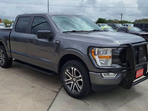 Used 2021 Ford F150 XL w/ STX Appearance Package RWD image 2
