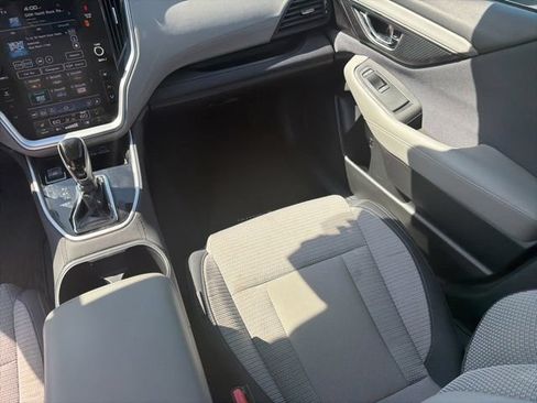 Used 2023 Subaru Outback Premium AWD/4WD image 27