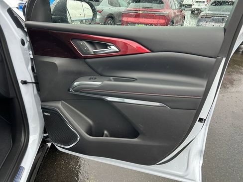 New 2026 Chevrolet Traverse RS image 25