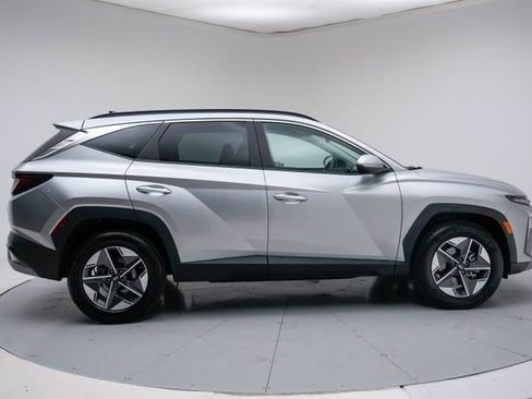 Used 2025 Hyundai Tucson SEL AWD/4WD image 9