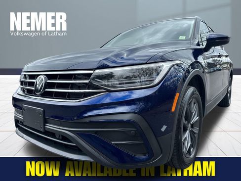 Certified 2023 Volkswagen Tiguan SE w/ Panoramic Sunroof Package image 1