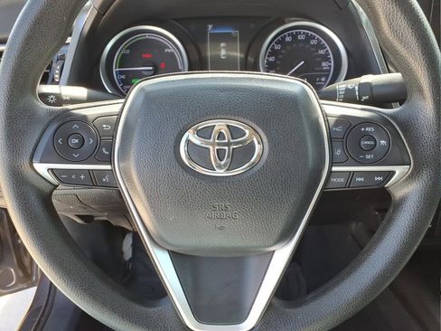 Used 2022 Toyota Camry LE image 20