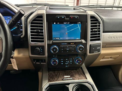 Used 2017 Ford F350 Lariat w/ FX4 Off-Road Package image 61