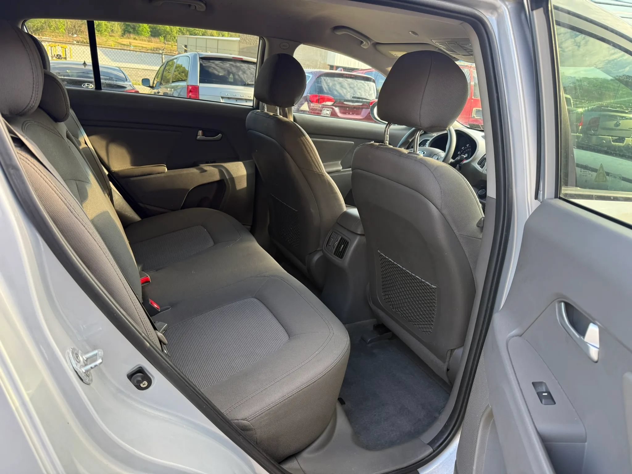Used 2015 Kia Sportage LX AWD/4WD image 14