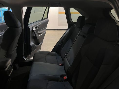 Used 2025 Toyota RAV4 LE image 39
