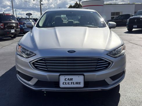 Used 2018 Ford Fusion S image 4