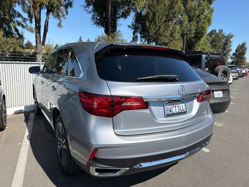 Used 2020 Acura MDX SH-AWD w/ Technology Package image 3