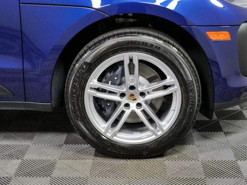 New 2026 Porsche Macan AWD/4WD image 40