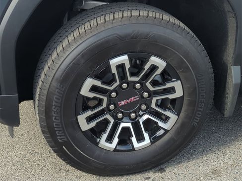 Used 2026 GMC Sierra EV Elevation image 29