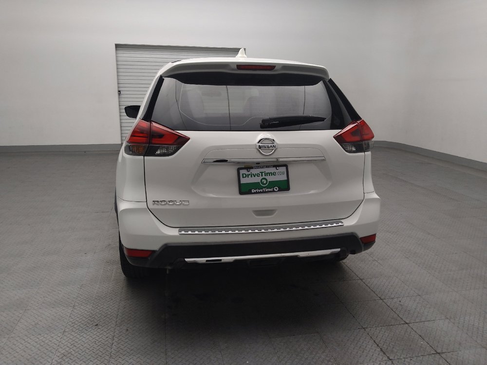 Used 2017 Nissan Rogue S FWD image 6