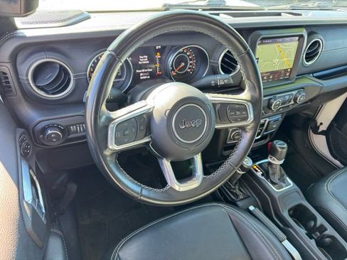 Used 2022 Jeep Gladiator Overland w/ Popular Equipment Package image 17