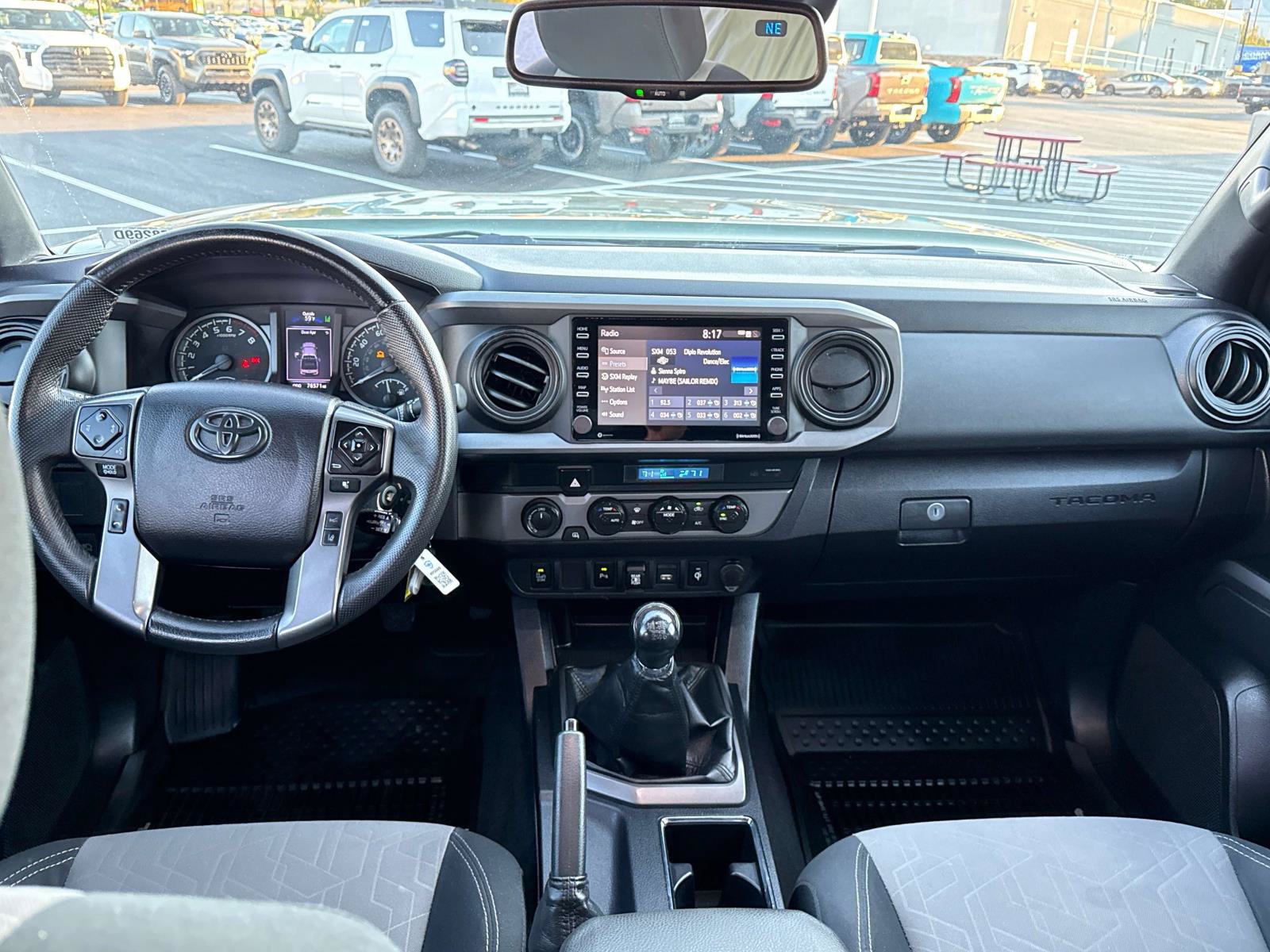 Used 2021 Toyota Tacoma TRD Off-Road w/ Technology Package AWD/4WD image 14
