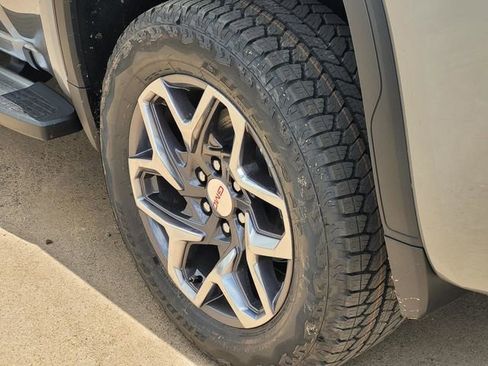 New 2026 GMC Sierra 1500 SLT AWD/4WD image 7