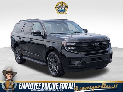 New 2026 Ford Expedition Platinum w/ Stealth Appearance Package
