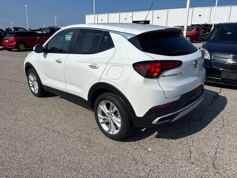 Used 2023 Buick Encore GX Preferred w/ Cold Weather Comfort Package FWD image 4