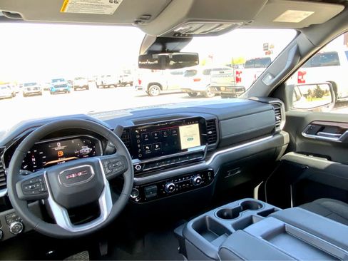 New 2026 GMC Sierra 1500 Elevation image 34