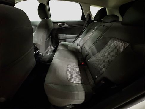 Used 2023 Kia Sportage LX image 25