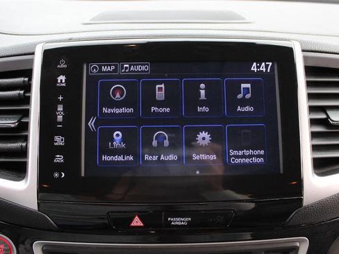 Used 2017 Honda Pilot Elite image 19