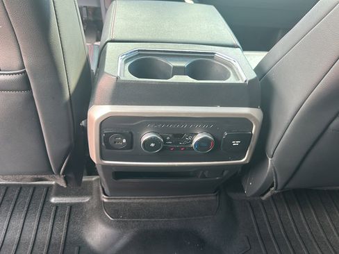 Used 2023 Ford Expedition Limited RWD image 27