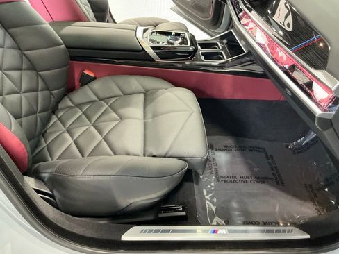 Used 2026 BMW 740i xDrive AWD/4WD image 13