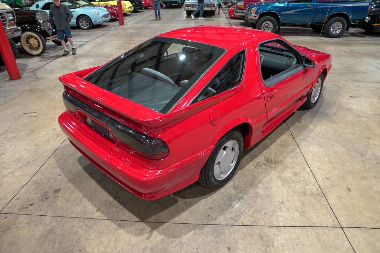 Used 1992 Dodge Daytona ES FWD image 16