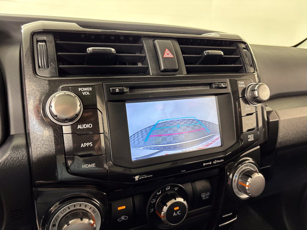 Used 2018 Toyota 4Runner TRD Off-Road Premium AWD/4WD image 29