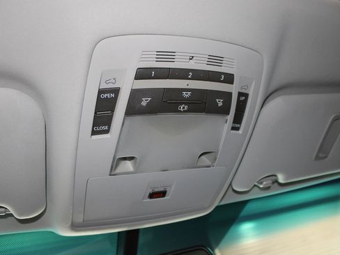 Used 2012 Lexus RX 350 FWD w/ Premium Pkg image 27