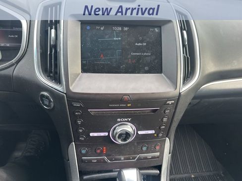 Used 2018 Ford Edge Titanium w/ Equipment Group 301A image 13