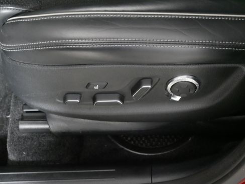 Used 2022 Genesis GV70 3.5T Sport w/ Sport Prestige Package image 20