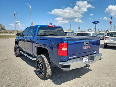 Used 2017 GMC Sierra 1500 SLE w/ SLE Value Package image 2