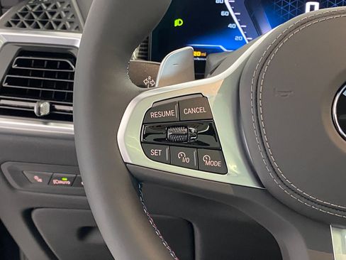 New 2026 BMW X6 M60i image 17