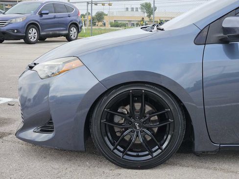 Used 2018 Toyota Corolla LE image 8