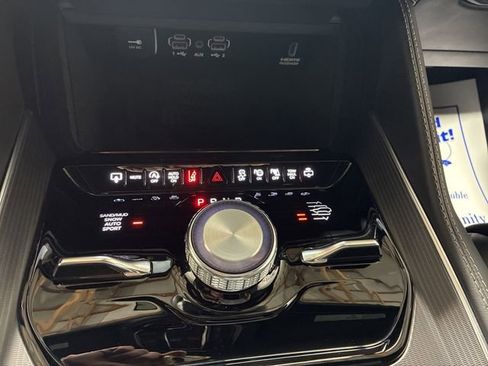 Used 2026 Jeep Grand Wagoneer Summit image 21