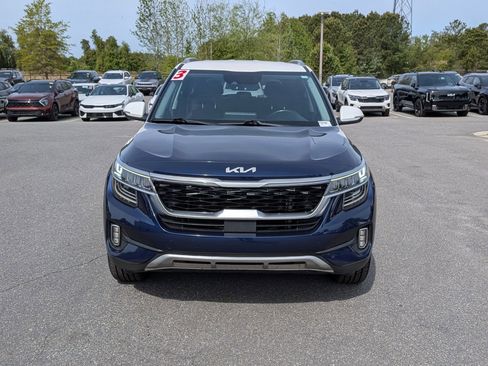 Used 2023 Kia Seltos SX image 8