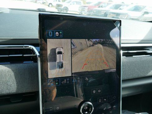 New 2026 GMC Sierra EV Elevation w/ LPO, Elevation Dark Package AWD/4WD image 20