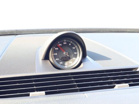 Certified 2023 Porsche Panamera image 28