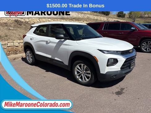 Used 2022 Chevrolet TrailBlazer LS image 1