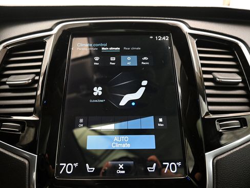 Used 2022 Volvo XC90 T6 Inscription w/ Advanced Package image 9