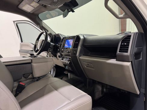 Used 2022 Ford F250 XL w/ Power Equipment Group AWD/4WD image 12
