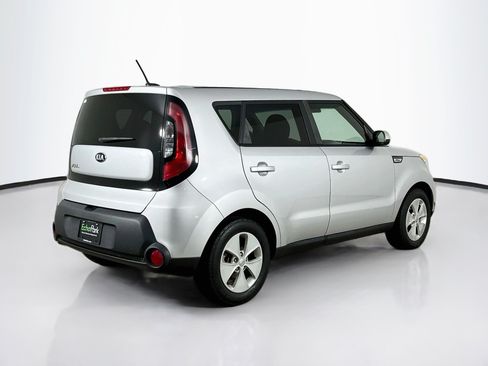 Used 2016 Kia Soul FWD image 9